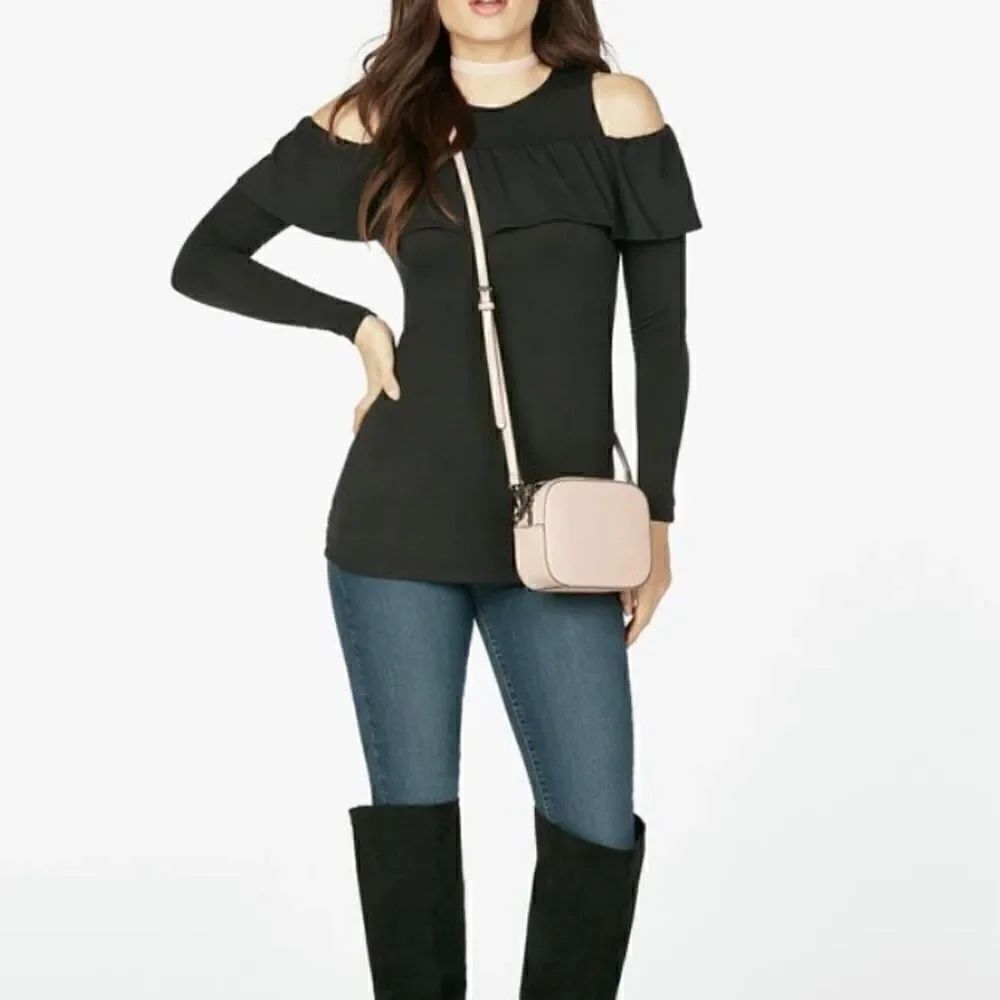 Cold Shoulder Long Sleeves top
